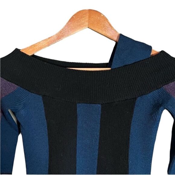 BCBGmaxarzia runway merino wool blend sweater - Picture 2 of 10